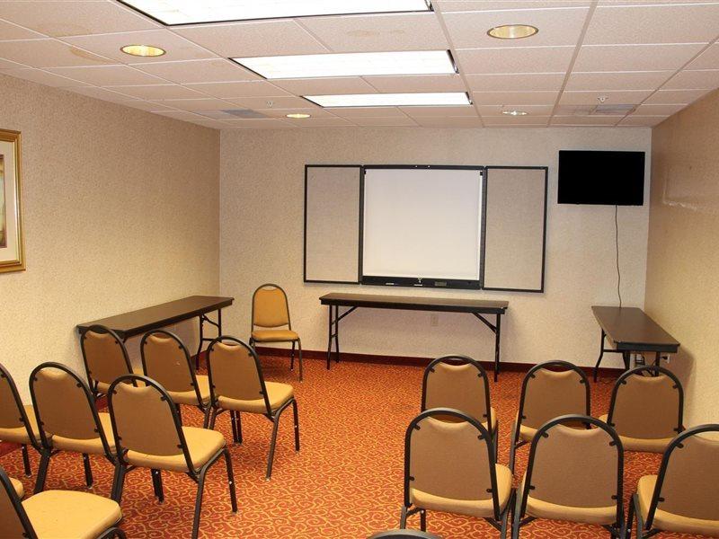 Sleep Inn & Suites Newport News Esterno foto