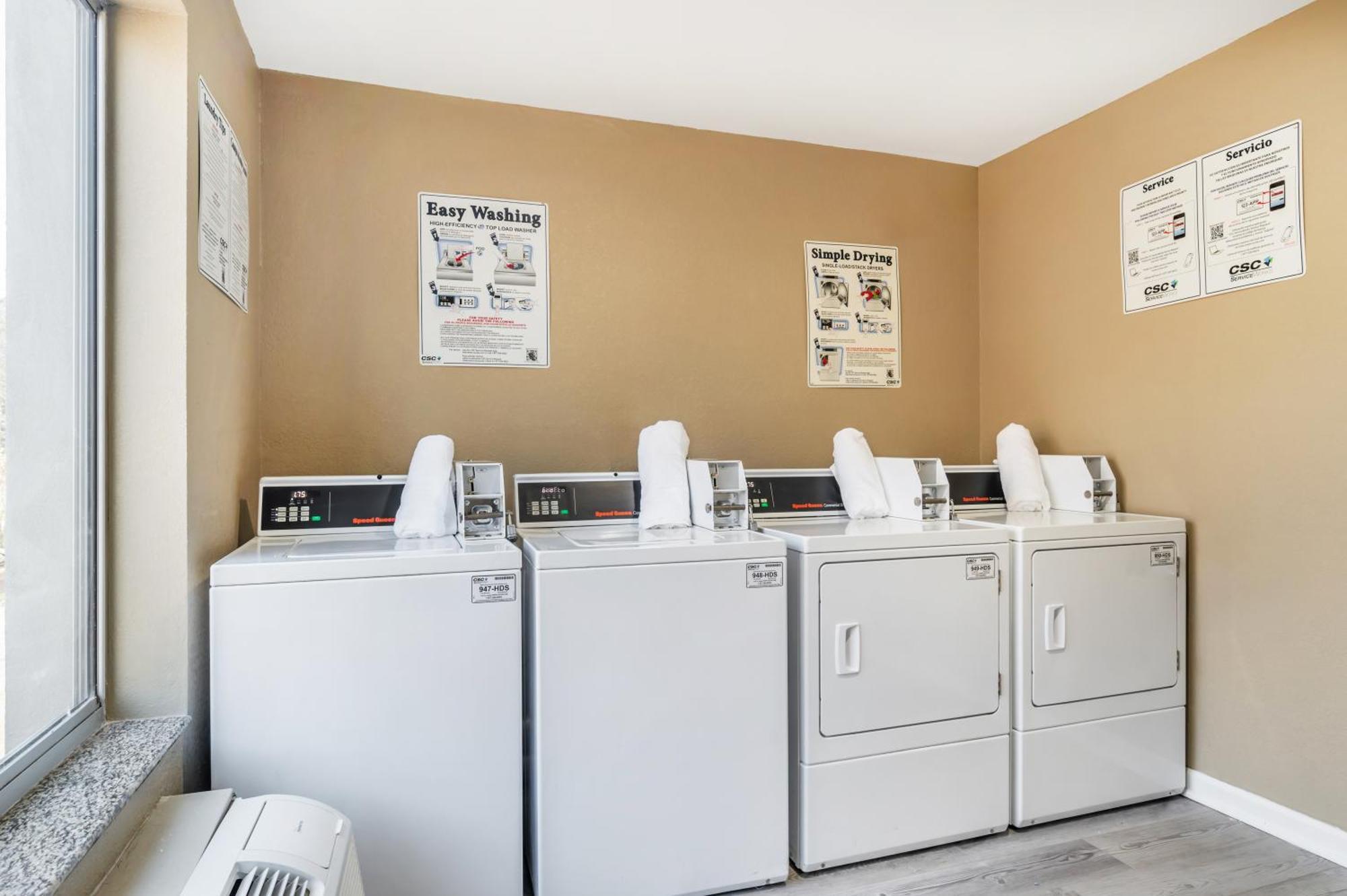 Sleep Inn & Suites Newport News Esterno foto